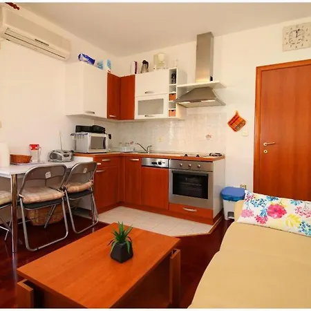 Gala Rogoznica (Sibenik-Knin)